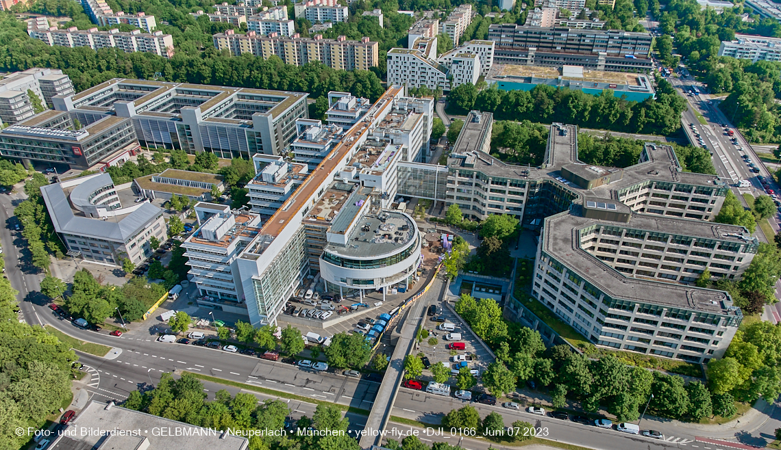 07.06.2023 - Neuperlachs neue Mitte mit PEP, Perlach Plaza, Share, Allianzversicherung und Wohnring 07.06.2023 - Neuperlachs neue Mitte mit PEP, Perlach Plaza, Share, Allianzversicherung und Wohnring